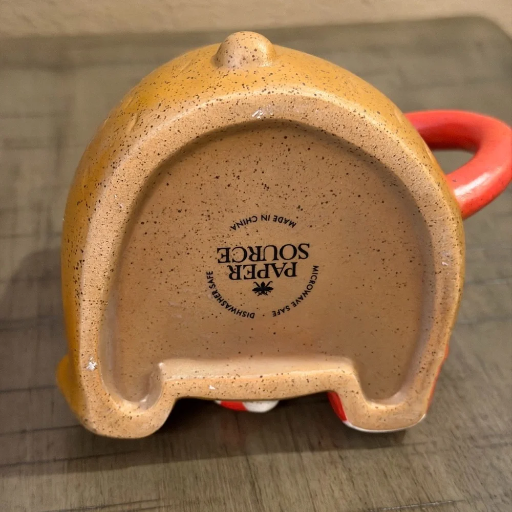 PPAPER SOURCE Christmas Bear Stonewear Coffee Mug Brown Red
